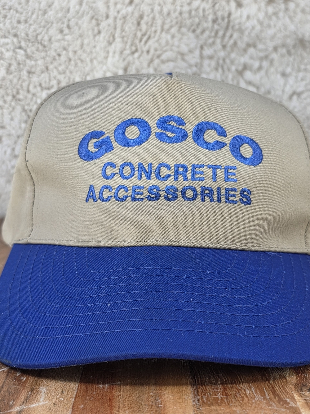 Gosco Concrete Accessories Embroidered Two-Tone Cap - Khaki & Royal Blue